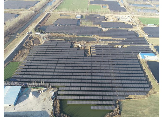山東省棗莊市嶧城區底閣鎮石膏礦沉陷區100MW漁光互補平價光伏發電項目